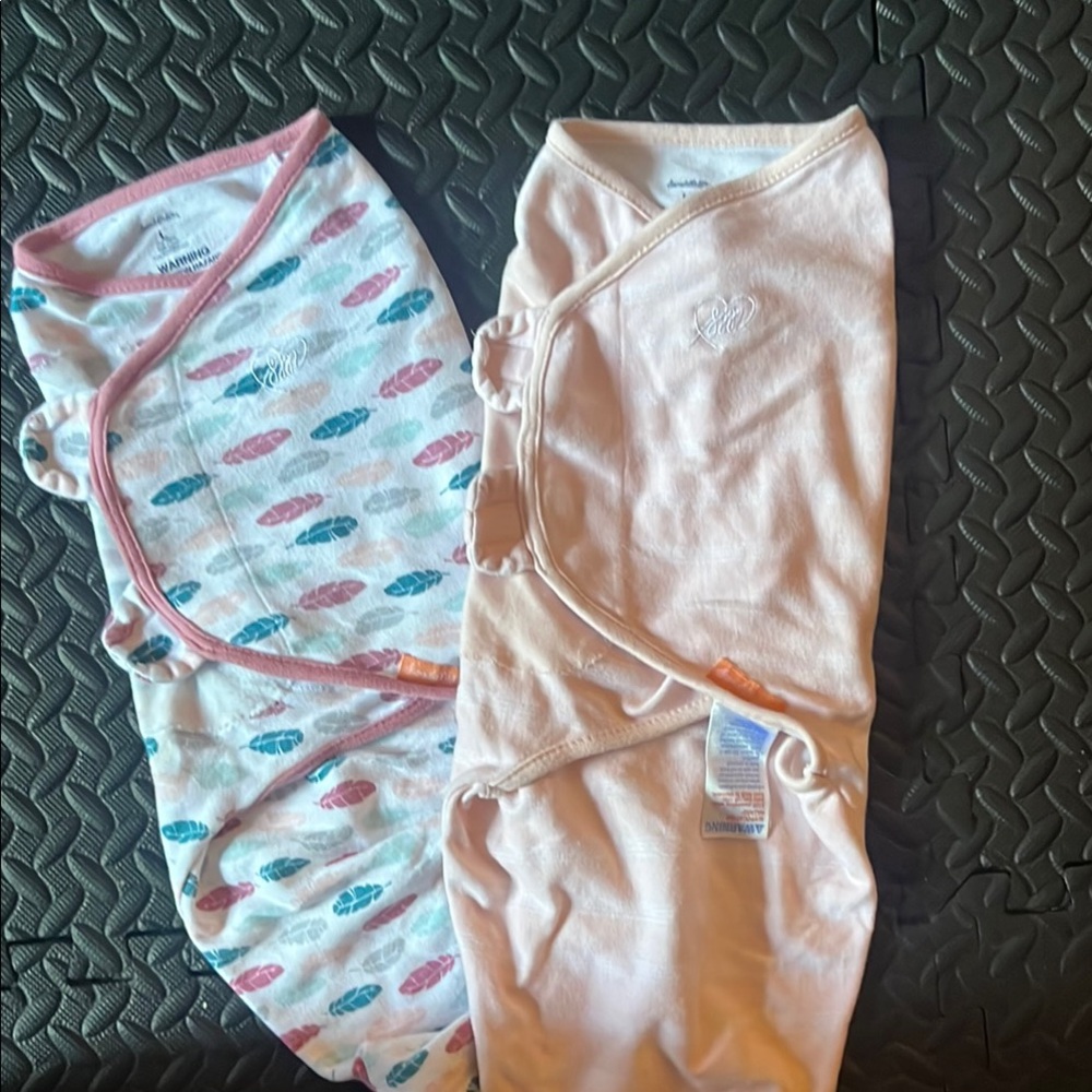 SwaddleMe by Ingenuity size L swaddles with Velcro